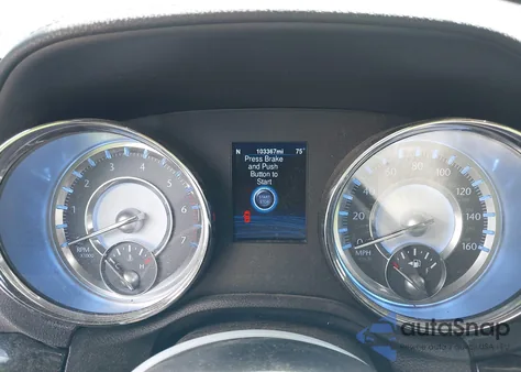 2013 Chrysler 300C from USA, damaged, VIN 2C3CCAET4DH558694